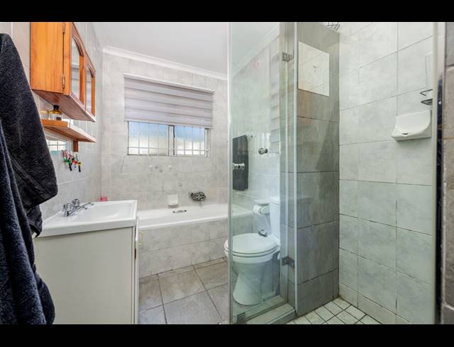 3 BEDROOM HOUSE FOR SALE IN SONSTRAAL HEIGHTS